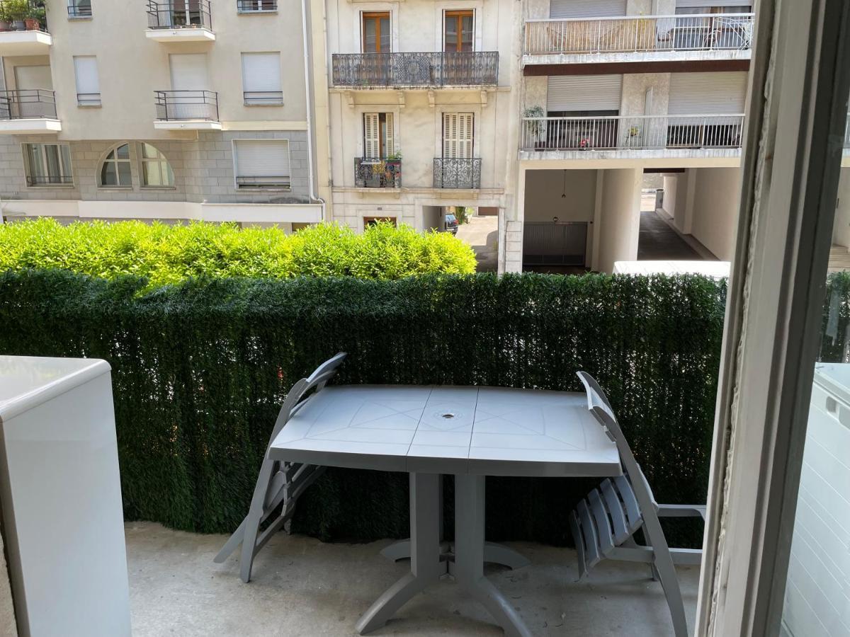 Apartment Hypercentre 27m2 Avec Balcon Et Parking
